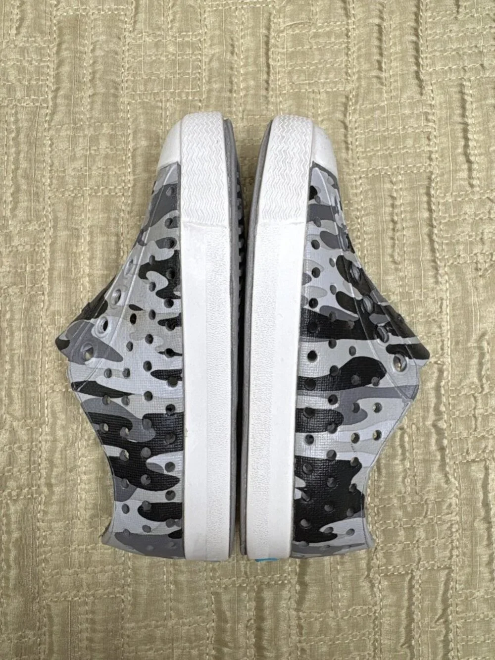 C5 Native Jefferson Black Camo Unisex Child Shoes Sneakers